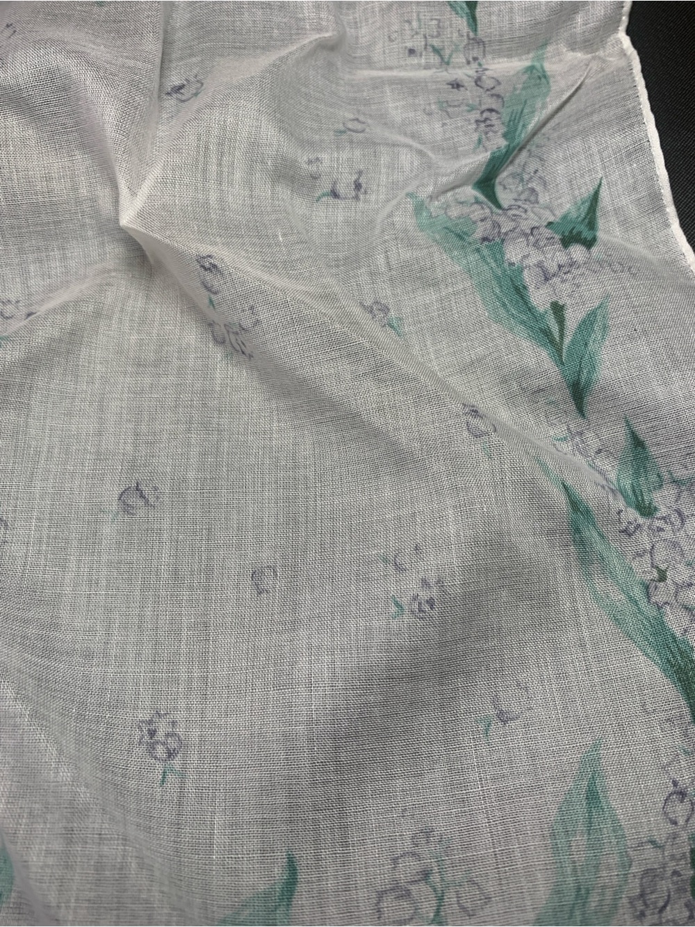 Dior Floral Mini Scarf in White and Green - Picture 9 of 16